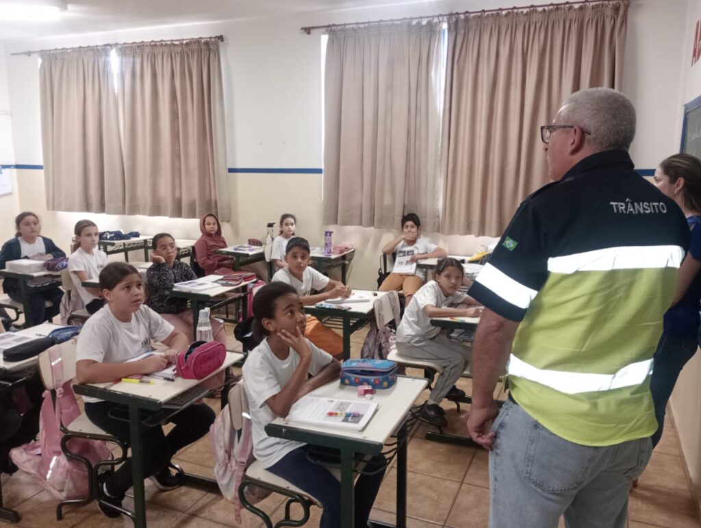 6745309b-0266-4905-bf53-8b196591cd0b