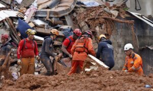 Mortos em temporais em Juiz de Fora e Ubá chegam a 36