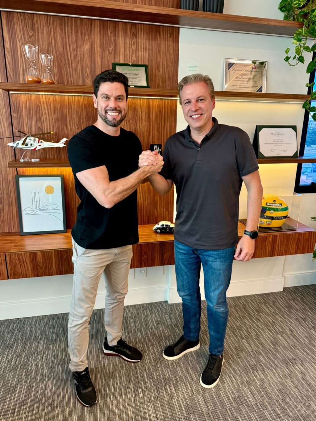 e419f9dc-8897-4968-b0f9-478928be19f2