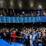 Senado aprova fim da escala 6×1; veja o que muda para os trabalhadores brasileiros